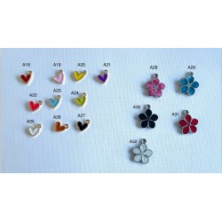 Collier à personnaliser avec charms .