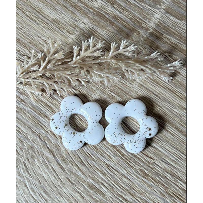 Pampilles interchangeables " Aura " Blanches à paillettes doré 25 mm Pampilles interchangeables " Aura " Blanches à paillettes doré 25 mm