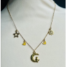 Pendentif 5 breloques .