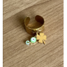 Bague réglable en acier inoxydable doré + 2 charms .