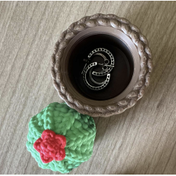 Ornement cactus tricot + socle  " Petites boites de rangement "